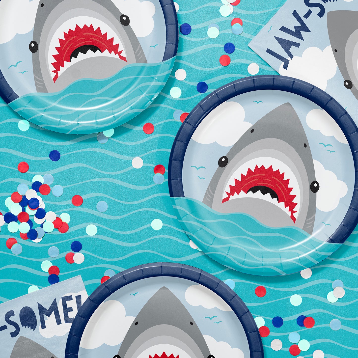 Shark Party Dinner Plates 96 ct
