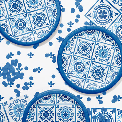 Blue Willow Banquet Paper Plates 96 ct Lifestyle Image